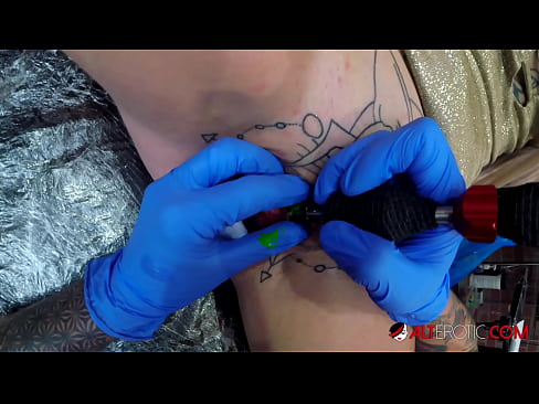 ❤️ Sully Savage oo aad u tattooed ayaa Kintirkeeda ku sawirtay tattoo ️  Galmo ❌